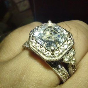 Platinum Plated Sterling Silver Swarovski Ascher Antique Ring Set